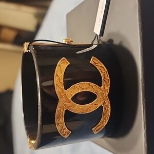 CHANEL BRACELET